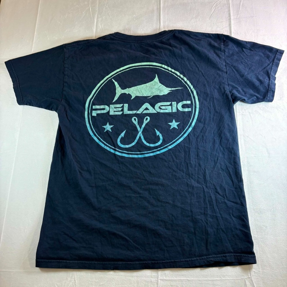 Pelagic Shirt Mens Medium M Navy Blue Marlin Swordfish Fishing Graphic T-Shirt